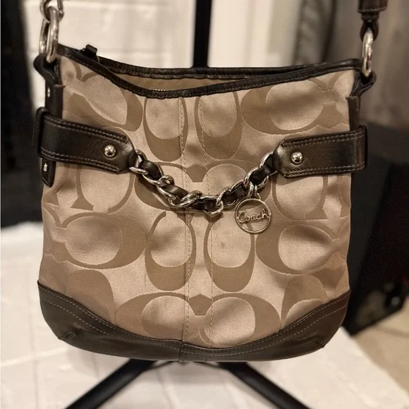 Vintage Signature Coach Brown Crossbody Shoulder Bag - Picture 2 of 7